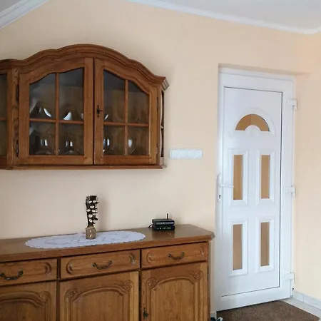 Attila Apartmanhaz Guest house Heviz