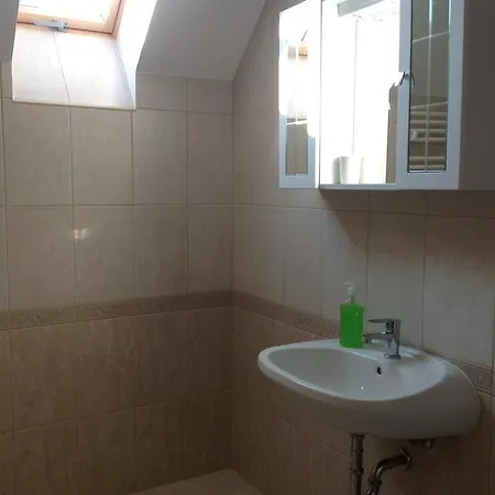 Гостевой дом Attila Apartmanhaz 3*