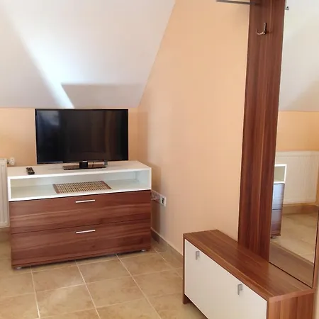 Гостевой дом Attila Apartmanhaz Хевиз