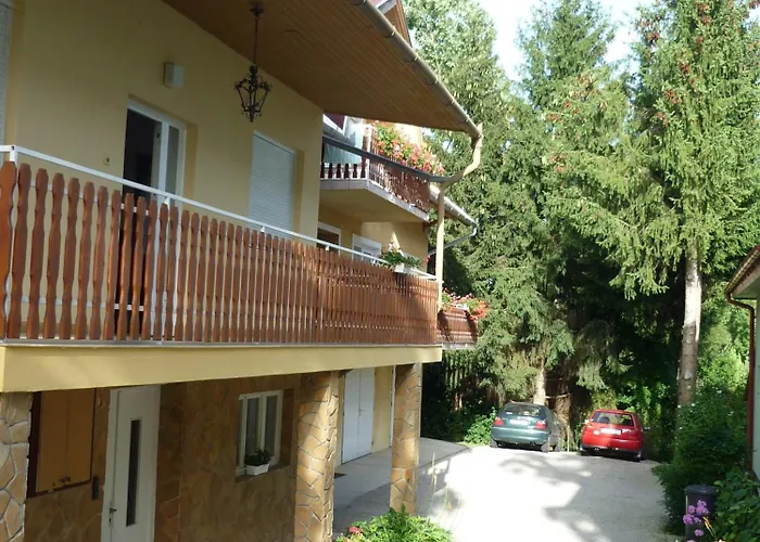 Гостевой дом Attila Apartmanhaz Хевиз