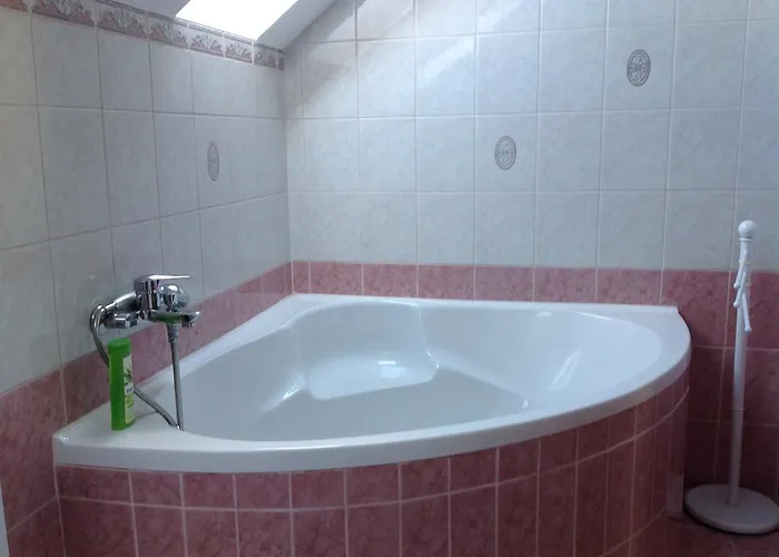 Attila Apartmanhaz