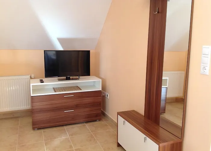 Гостевой дом Attila Apartmanhaz Хевиз
